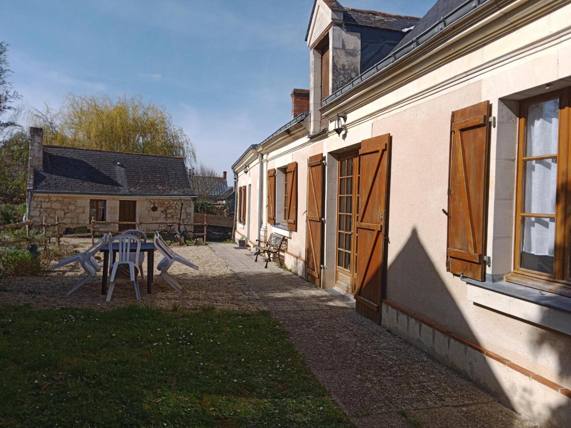 L'Ecole Buissonniere Villa Noyant-la-Plaine Eksteriør bilde